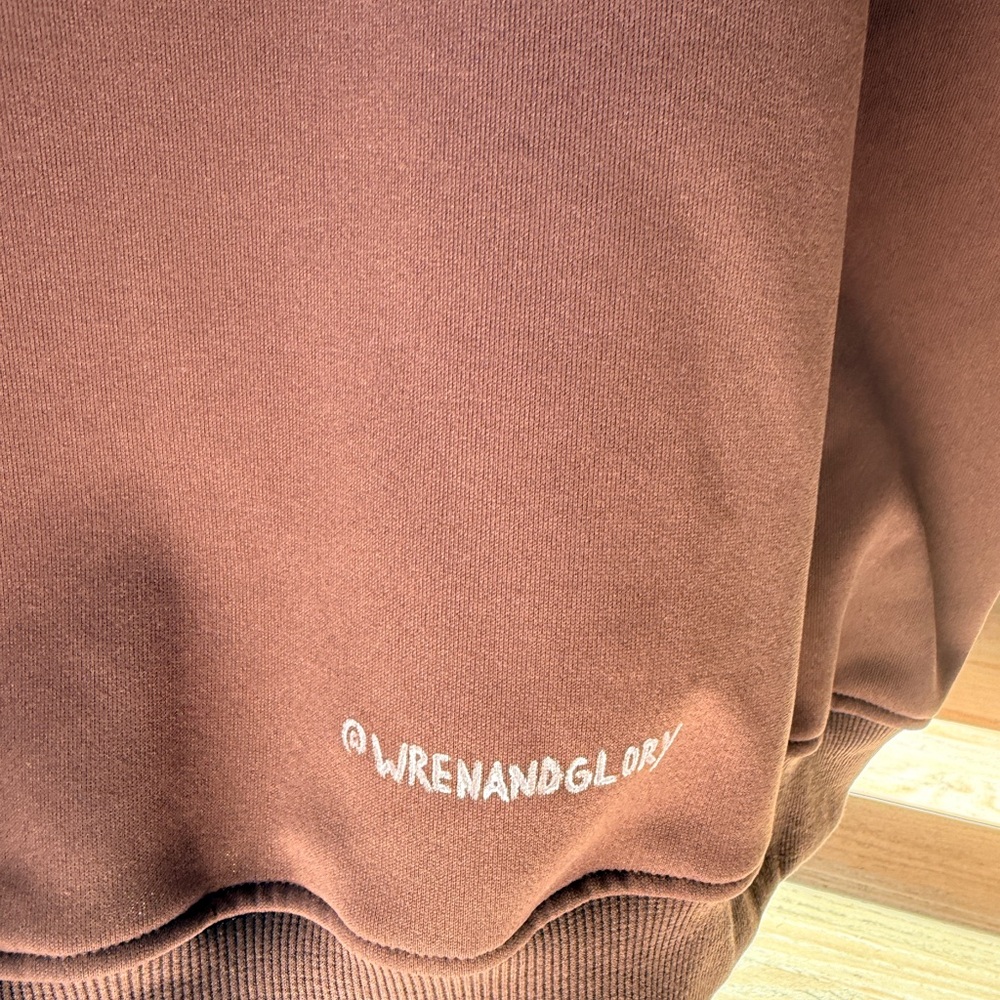 Hand painted Wren and Glory Sweatrshirt - Picture 4 of 8